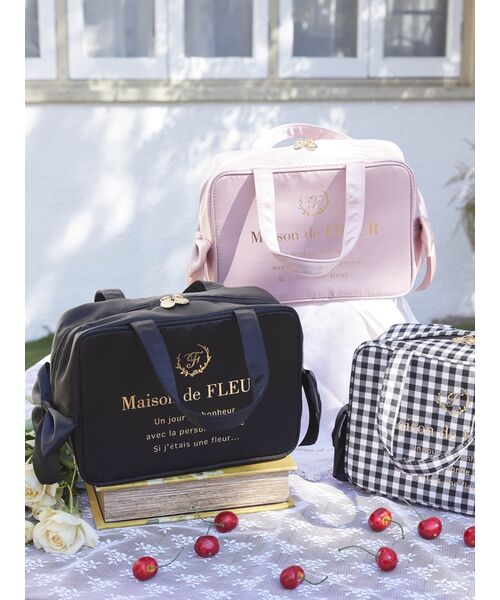 Maison de FLEUR トートバッグ リボンサテンスクエアトート