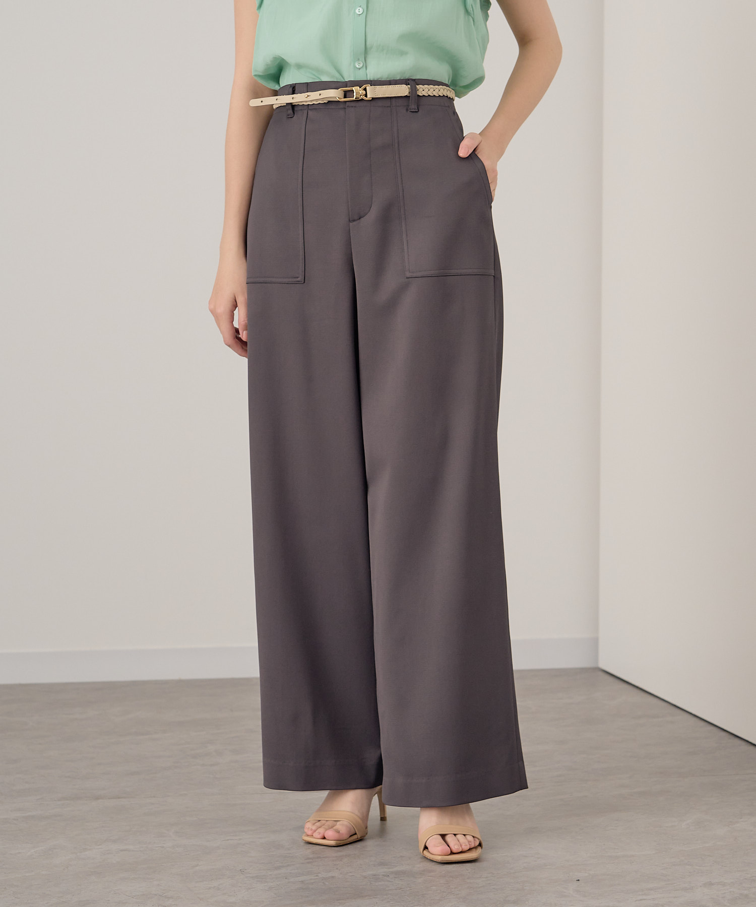 ストレッチサテンベイカーパンツ(505321079) | アナイ(ANAYI) - d fashion