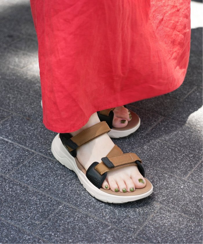 Teva/テバ】別注 ZYMIC サンダル(505322873) | イエナ(IENA) - d fashion