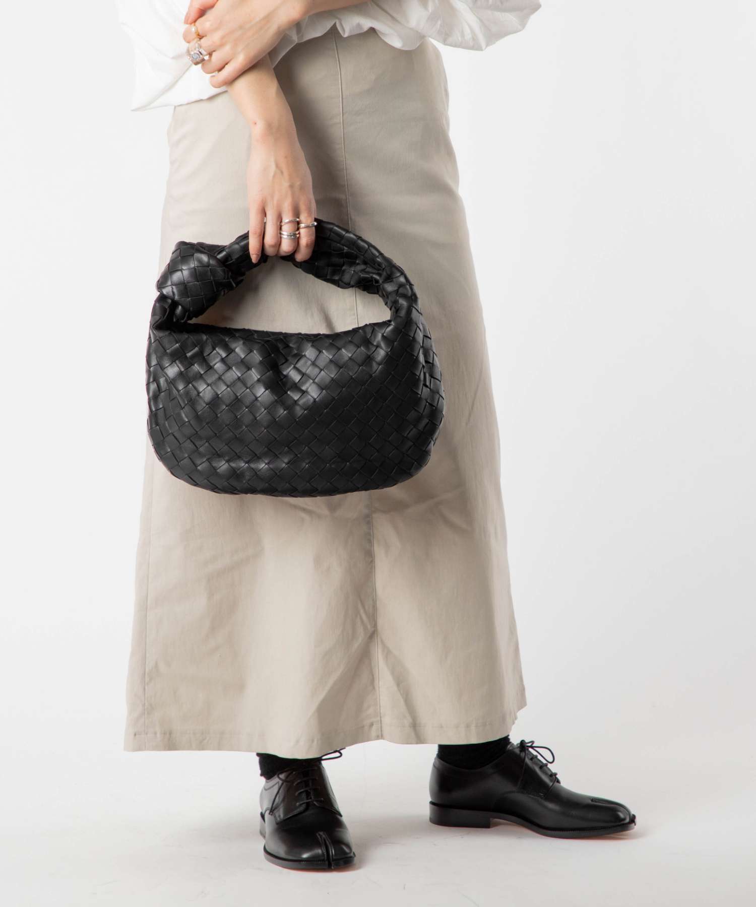 クーポン】ボッテガヴェネタ BOTTEGA VENETA 690225 VCPP0