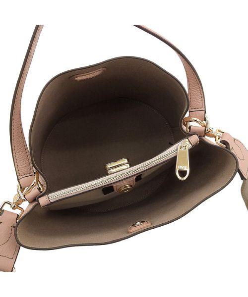 5/31 24:00まで値下げFURLA ハンドバッグ　ショルダーバッグ フルラ ハンドバッグ ショルダーバッグ[品番：AXEB0037879
