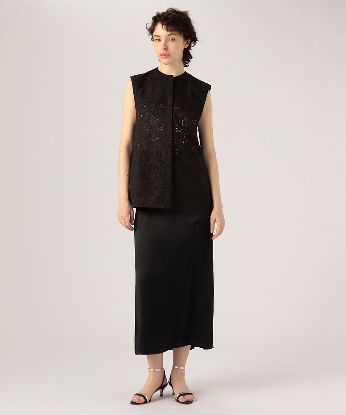 セール 40%OFF】ダマスクスレースエンブロイダリー クルーネック セール 40%OFF】ダマスクスレースエンブロイダリー クルーネック