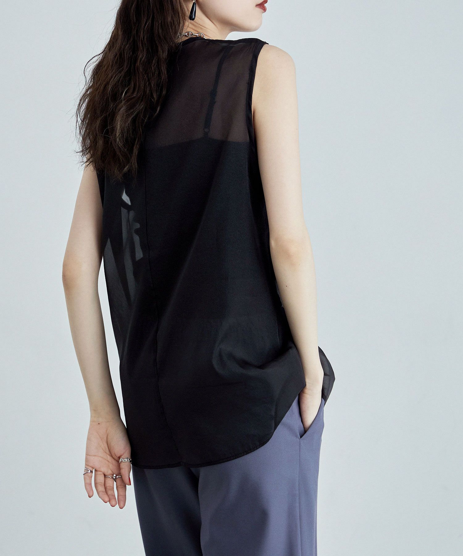 完売品！ELLIE シースループルオーバー【BLACK】 福袋特集 2025 シースループルオーバー【BLACK】 – ELLIE