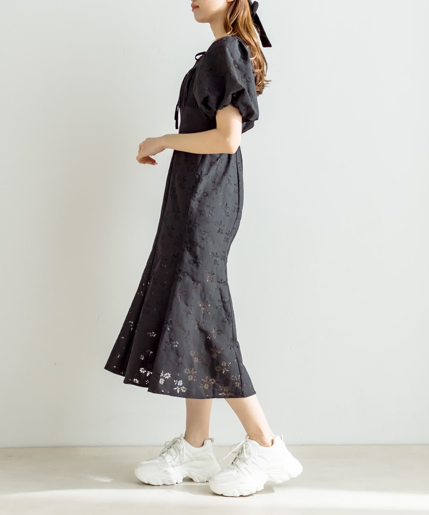 OLIVE des OLIVEワンピース クーポン】【セール 40%OFF】魅力的レディ胸あきワンピース