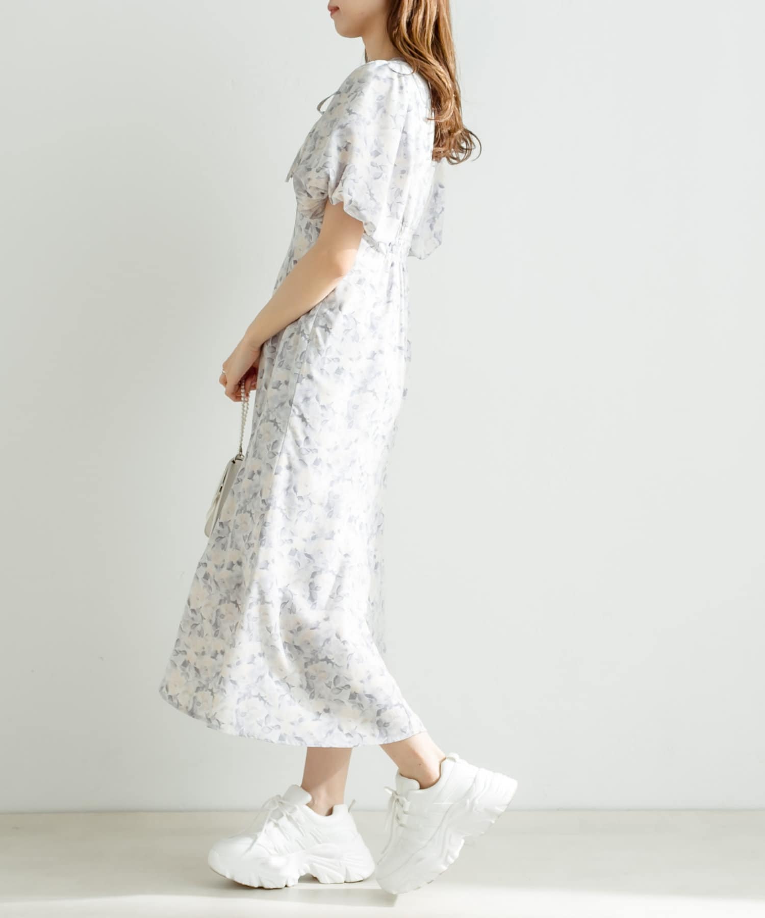 セール 40%OFF】魅力的レディ胸あきワンピース(505343548