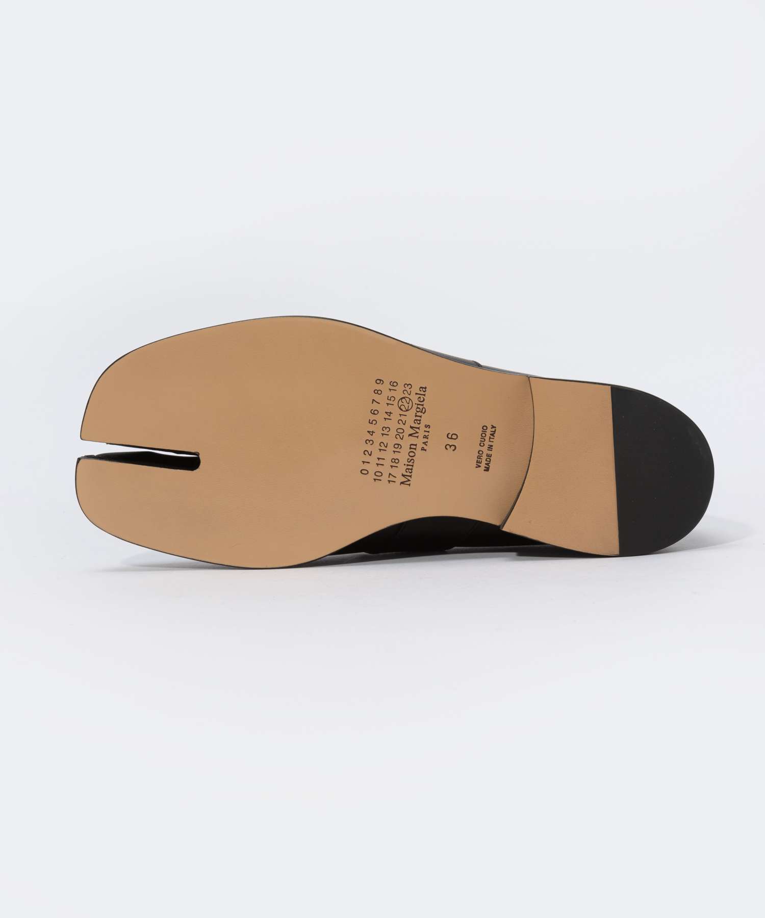 メゾン マルジェラ MAISON MARGIELA タビ ローファー S39WR0021 メゾン マルジェラ MAISON MARGIELA タビ ローファー S39WR0021