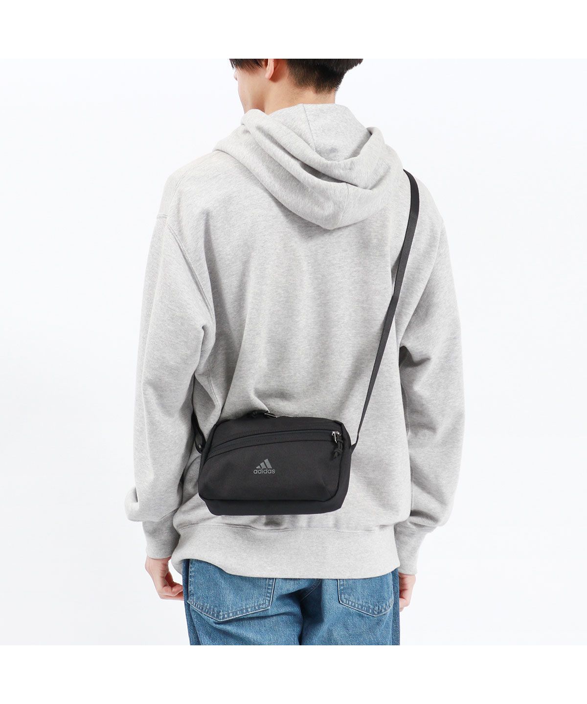 adidas - adidasショルダーバッグ❗️miniサイズの通販 by さ