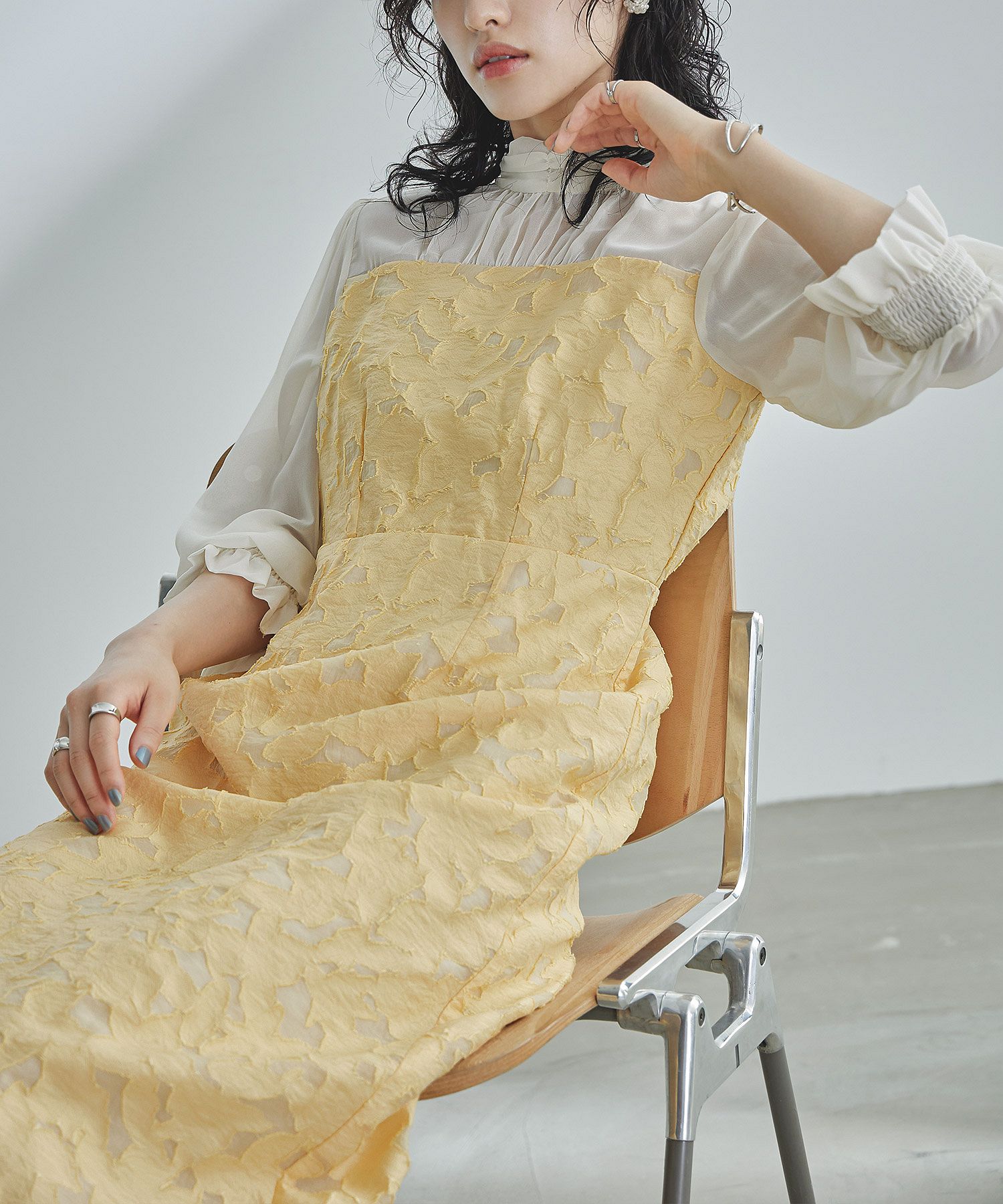 ニアナ niana 黄色 刺繍ワンピース 結婚式ワンピース パーティー
