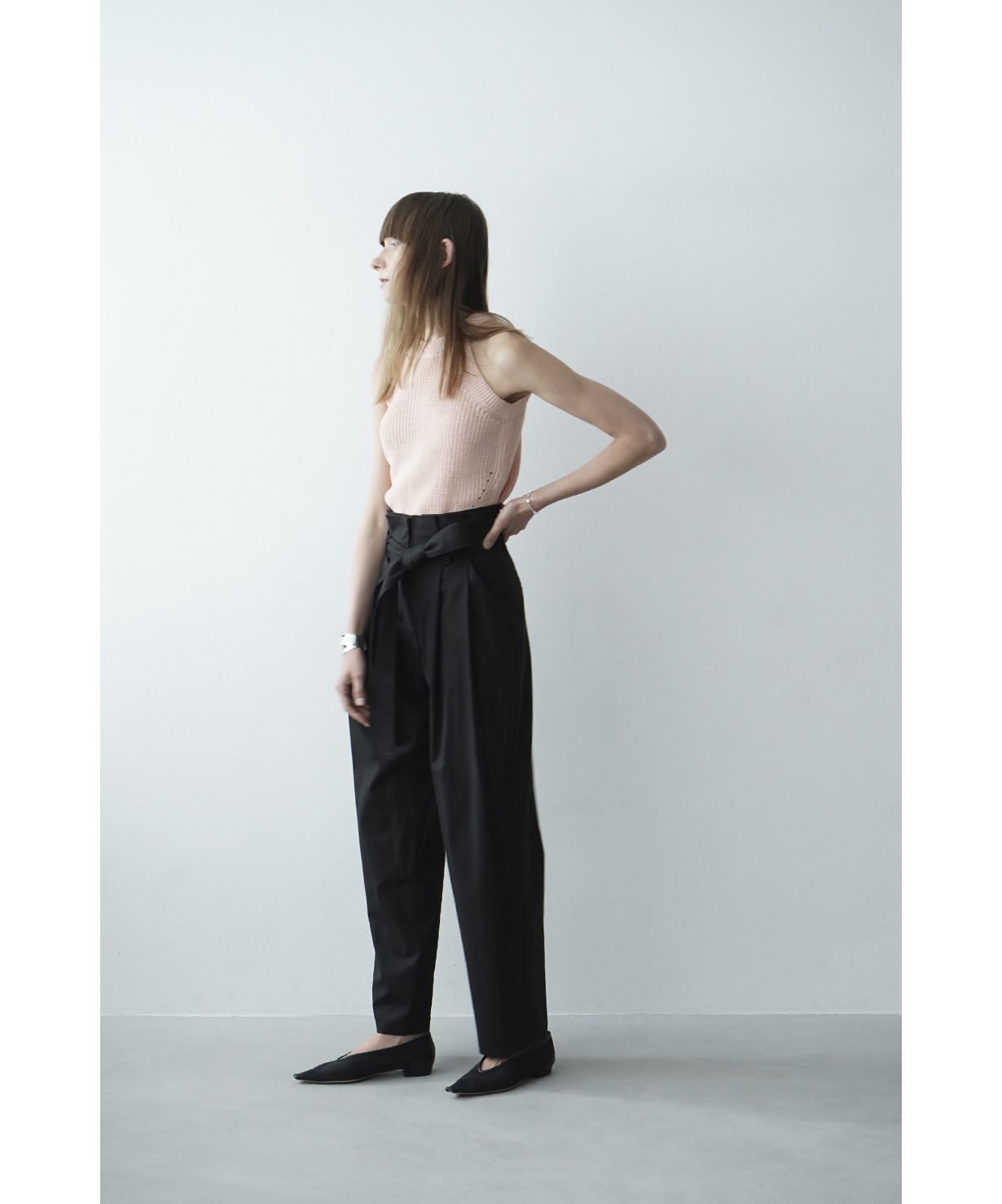 クラネ　BELT TUCK TAPERED PANTS　サイズ2