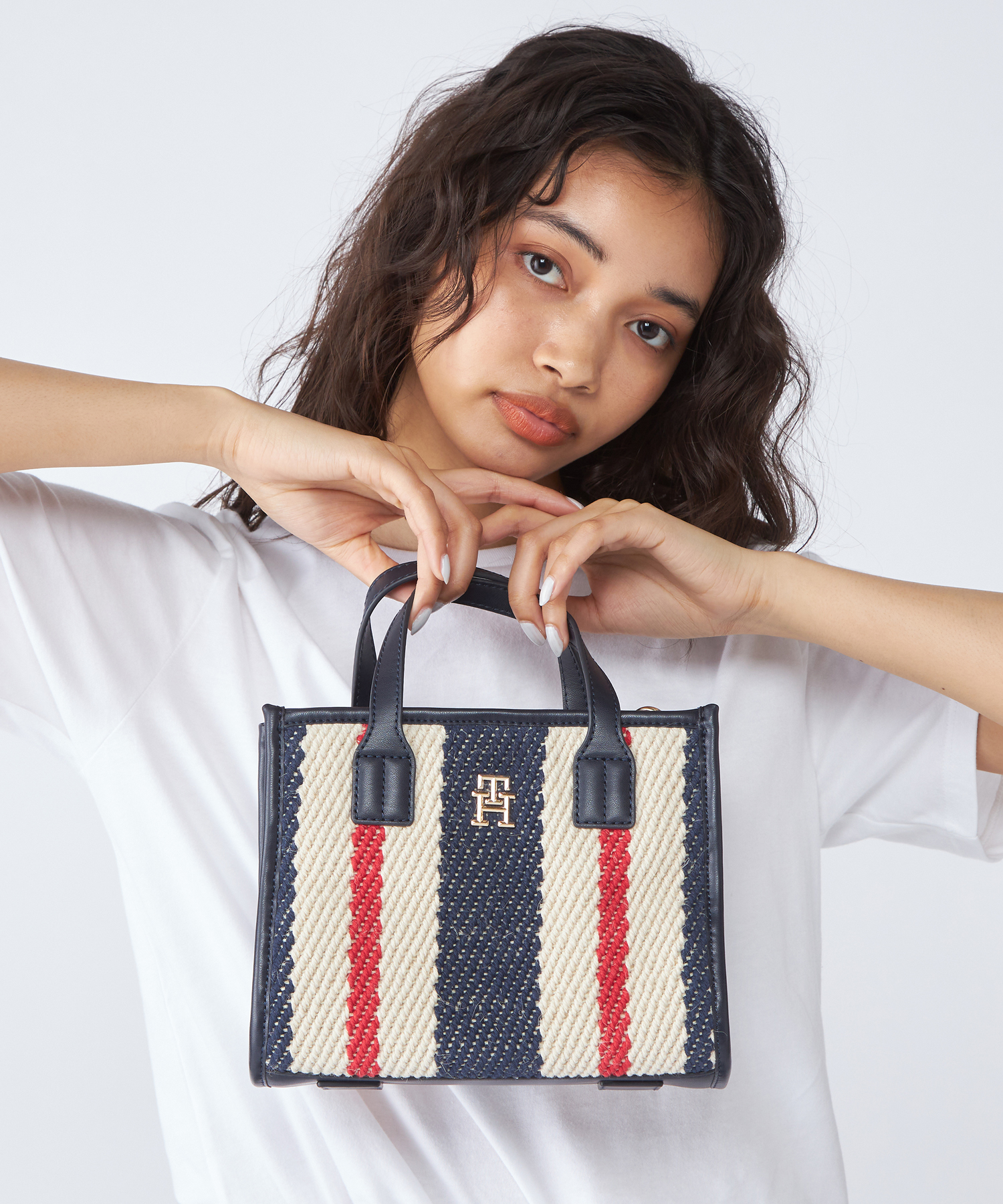 クーポン】【セール 30%OFF】トミー ヒルフィガー TOMMY