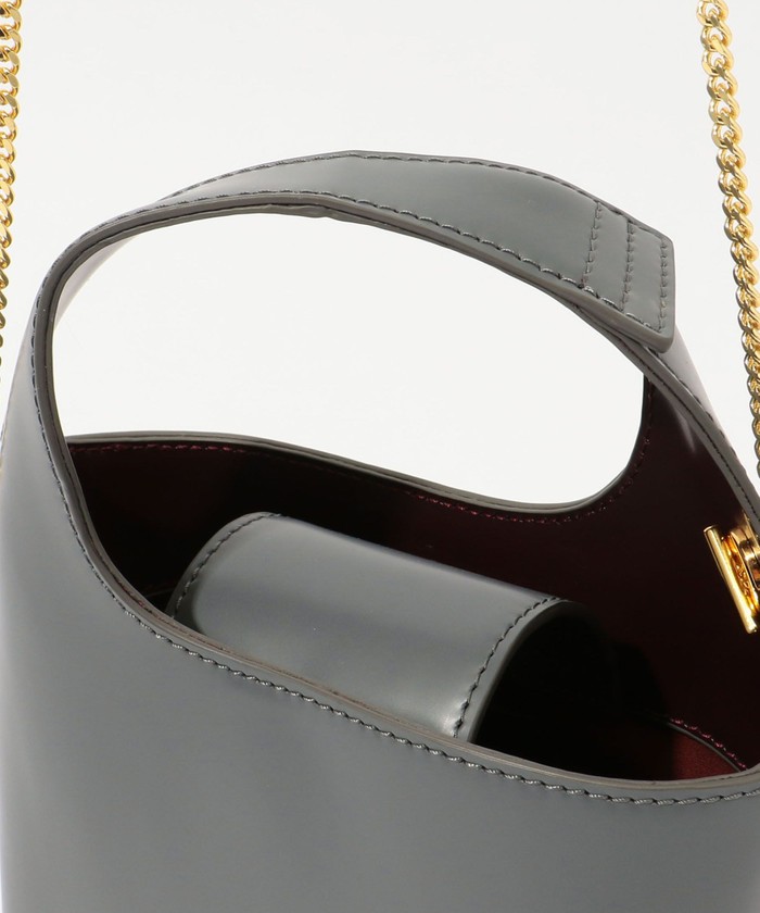 The Bridge チェーンショルダーストラップ付きハンドバッグ セール】 TOV BRIDGE POCHETTE チェーンショルダーバッグ