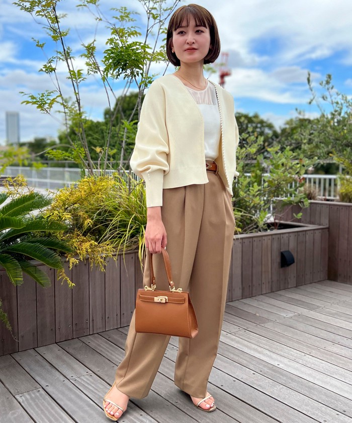 セール 30%OFF】《手洗い可能》ミニパールVネックカーディガン セール 30%OFF】《手洗い可能》ミニパールVネックカーディガン