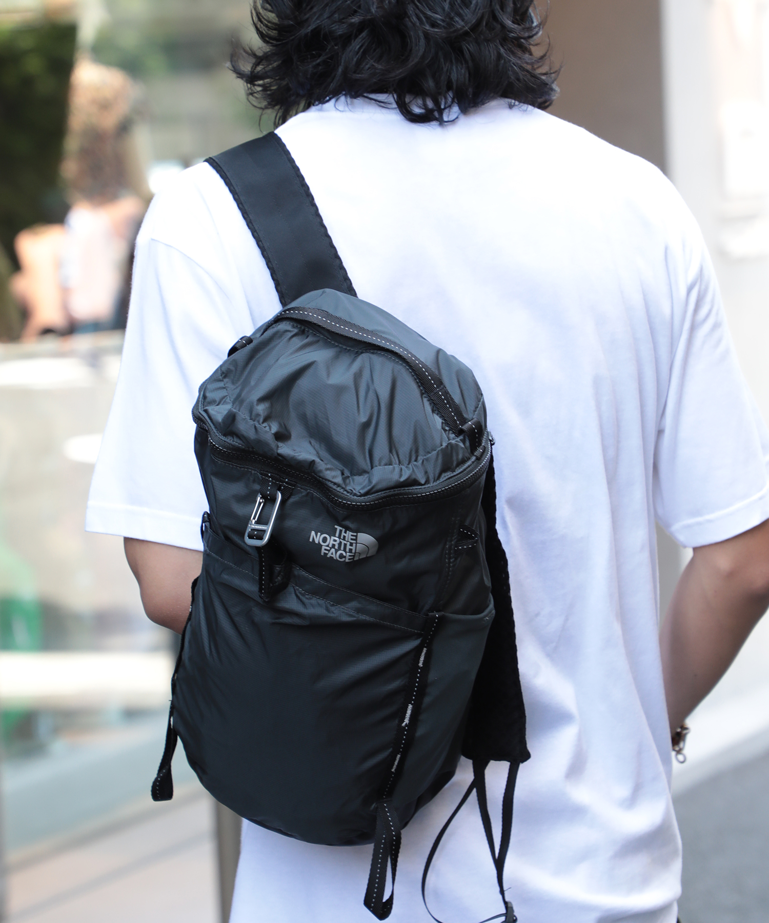 【新品・未使用】ノースフェイス　18L リュック•バックパック　ブルー