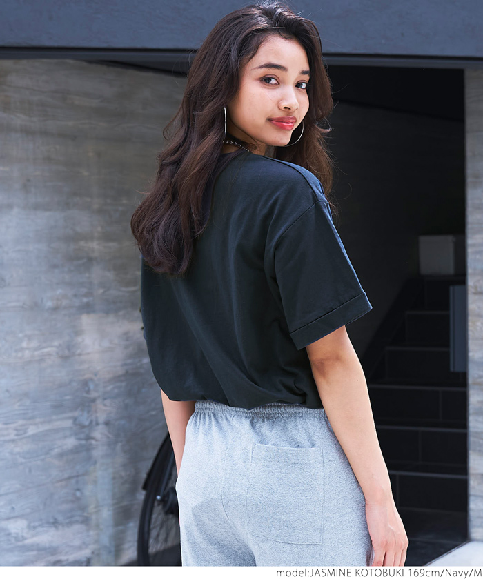 ロールアップロゴプリントTシャツ（カットソー/英字/半袖