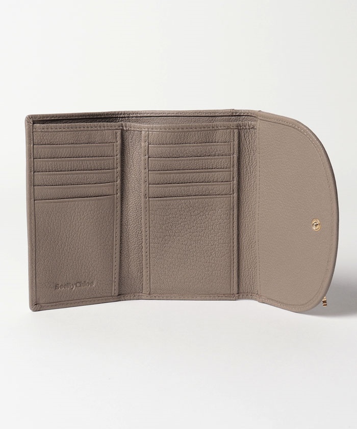 セール 登場から人気沸騰 極美品】See By Chloé HANAチェーン