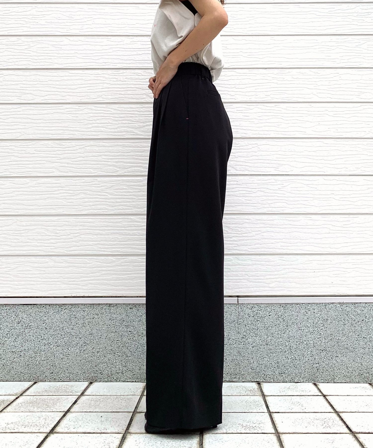 ツータックワイドパンツ(505432407) | キュー(Q) - d fashion