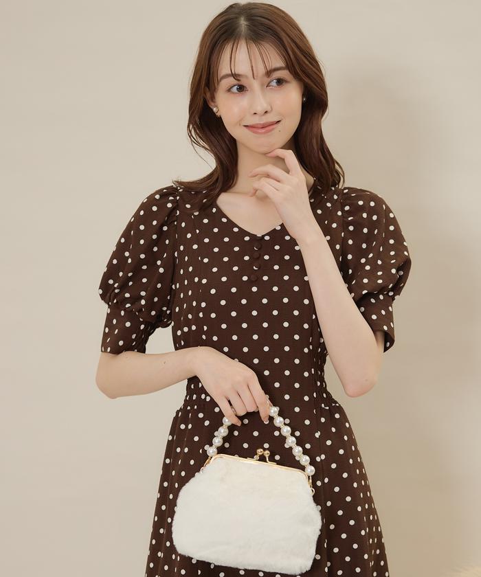☆新品☆ swingle☆ドット柄ワンピース シャーリングゴムVネックドットワンピース(505436351) | SWINGLE