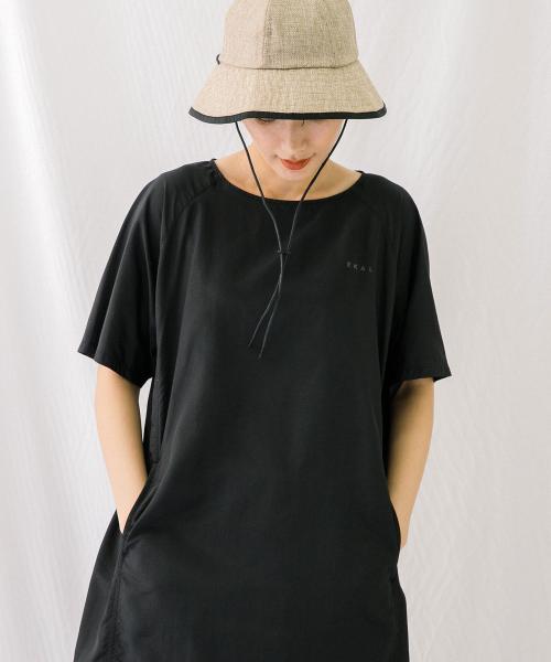 【極美品】エカル ロングワンピース　パウスリーブ　紺色 kOhAKUチュール切替カットソーロングワンピース[品番