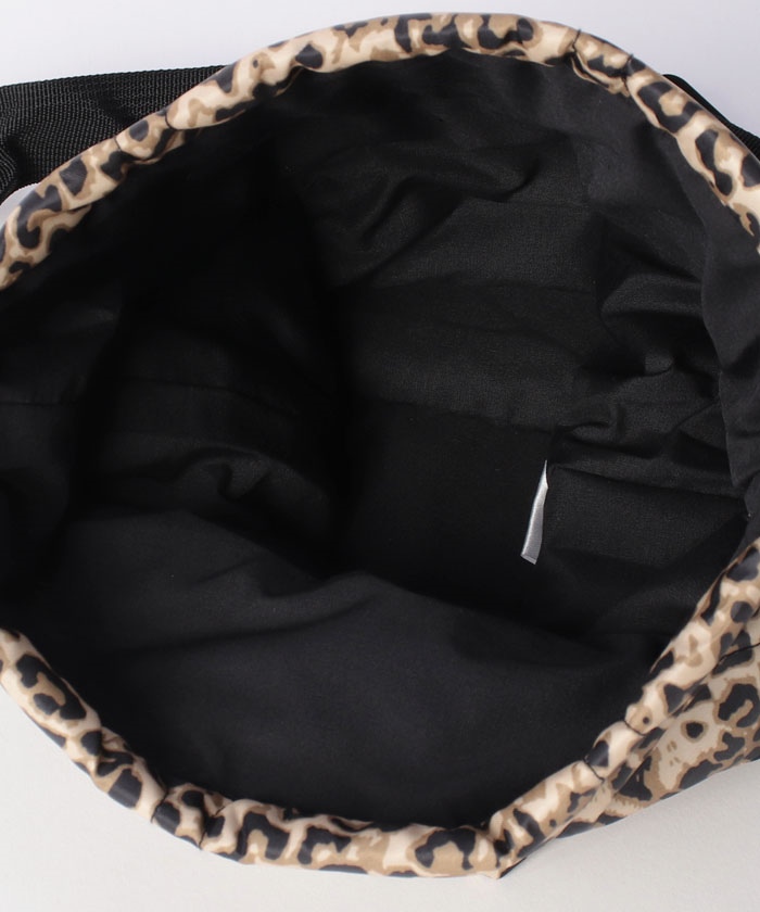 ☆leopard巾着バック☆ レオパードキルティングショルダーバッグ（巾着バッグ/ヒョウ柄