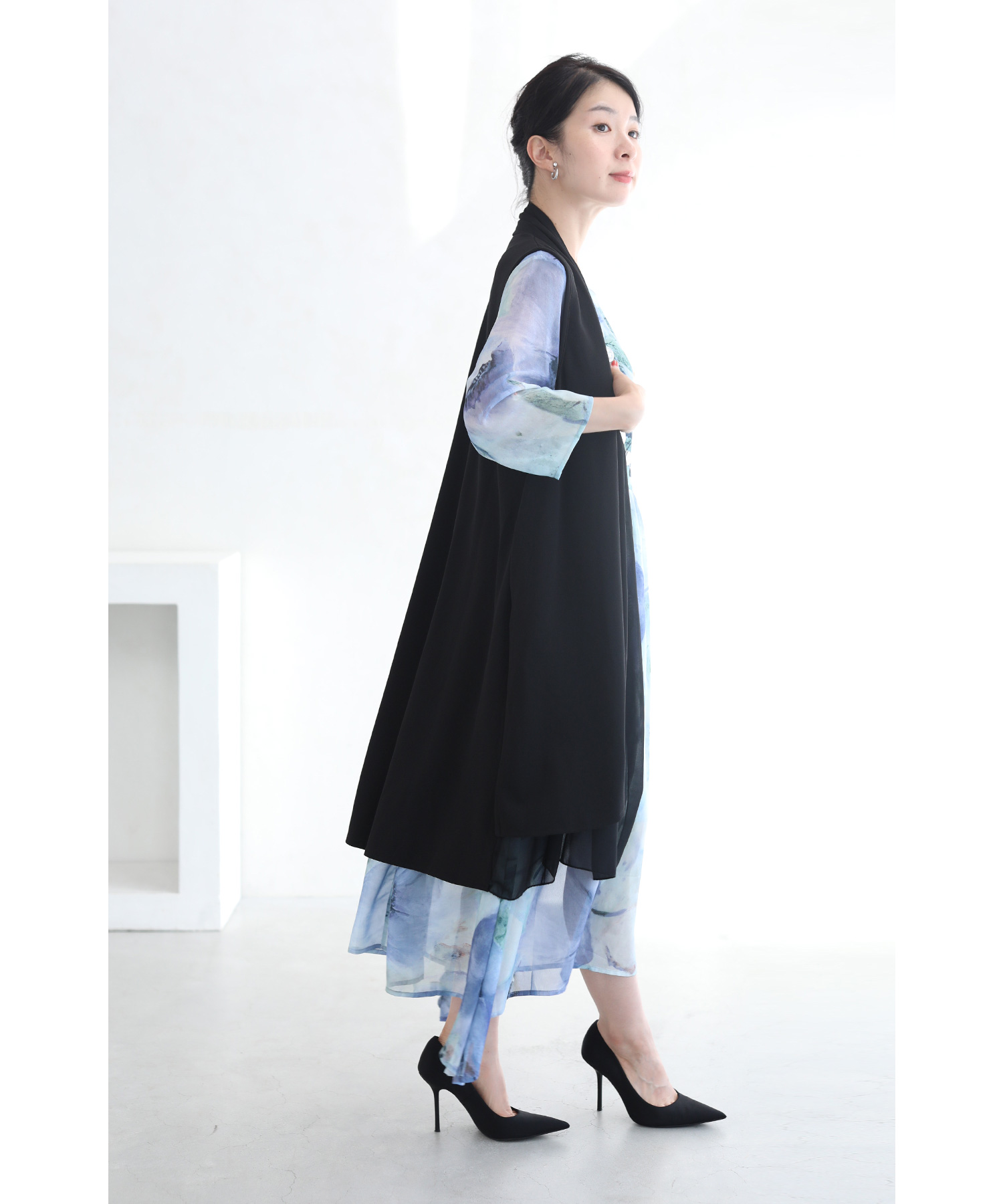 透明感溢れる水彩花シアーベールミディアムワンピース(505455441