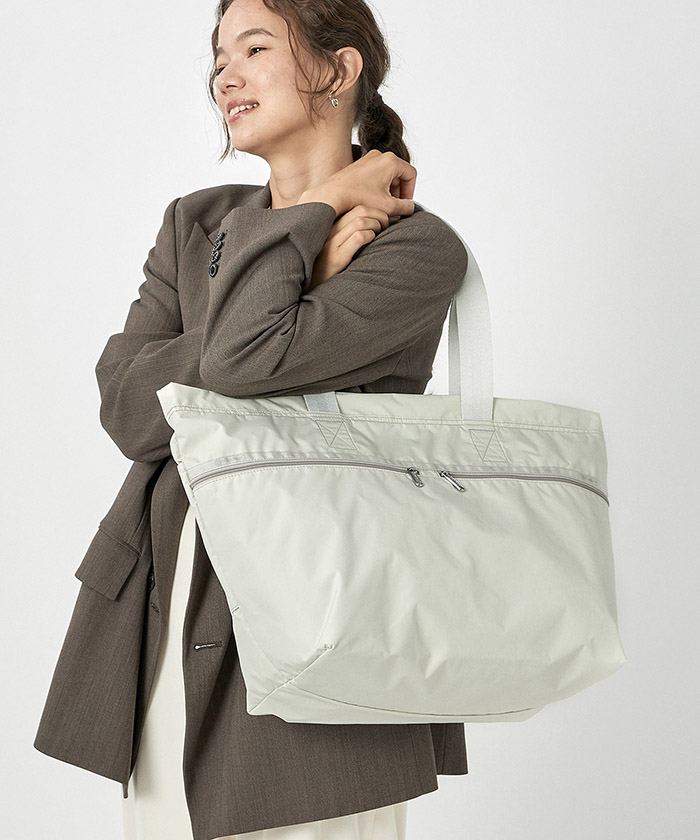CARLIN ZIP TOP TOTE BAGシルバーバーチ(505458536) | LeSportsac