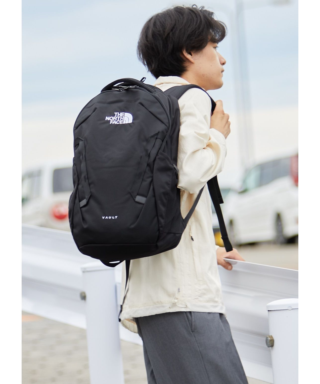 THE NORTH FACE ノースフェイス VAULT ヴォルト 軽量 大容量 27L 15