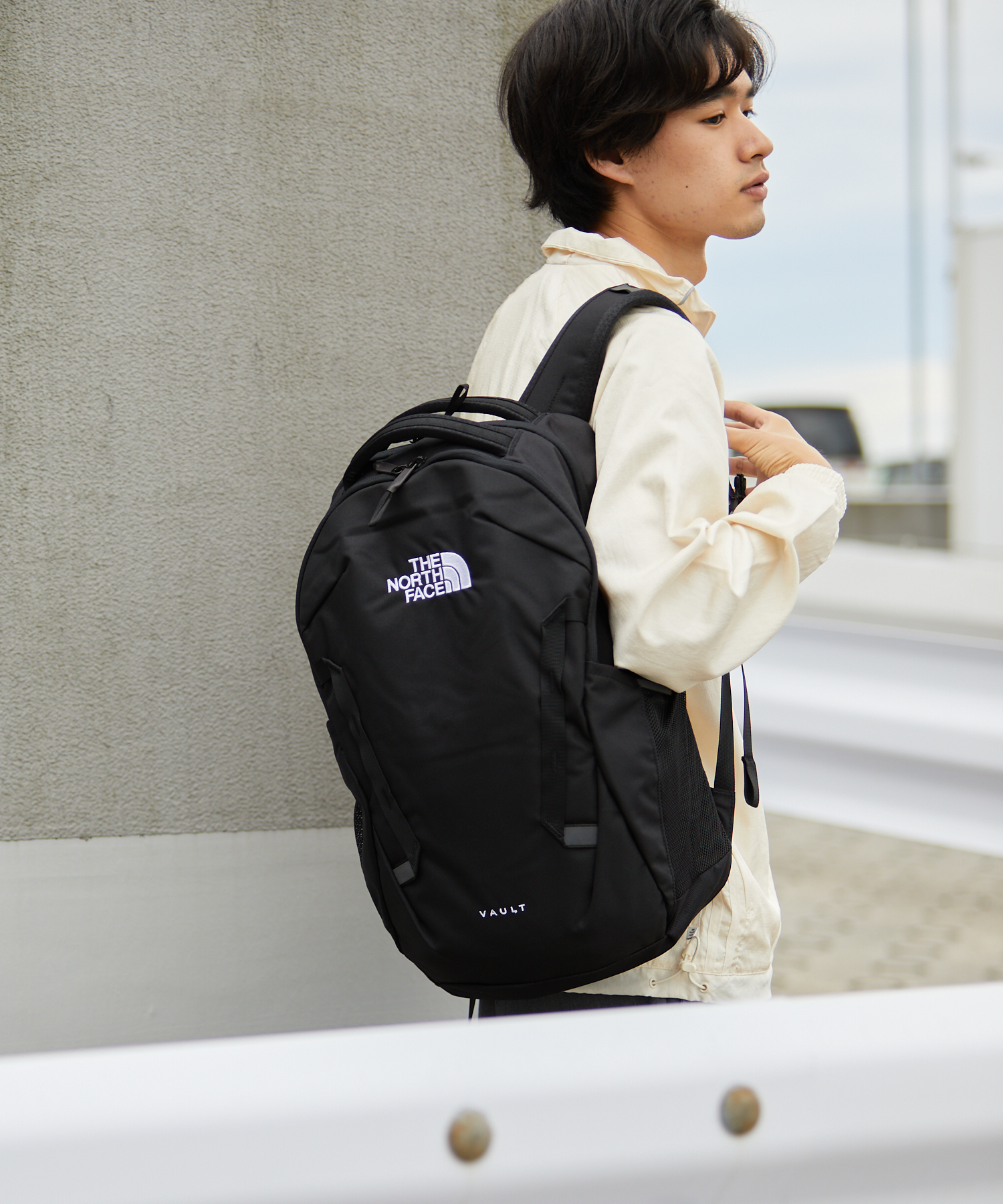 セール】THE NORTH FACE ノースフェイス VAULT ヴォルト 軽量 大容量