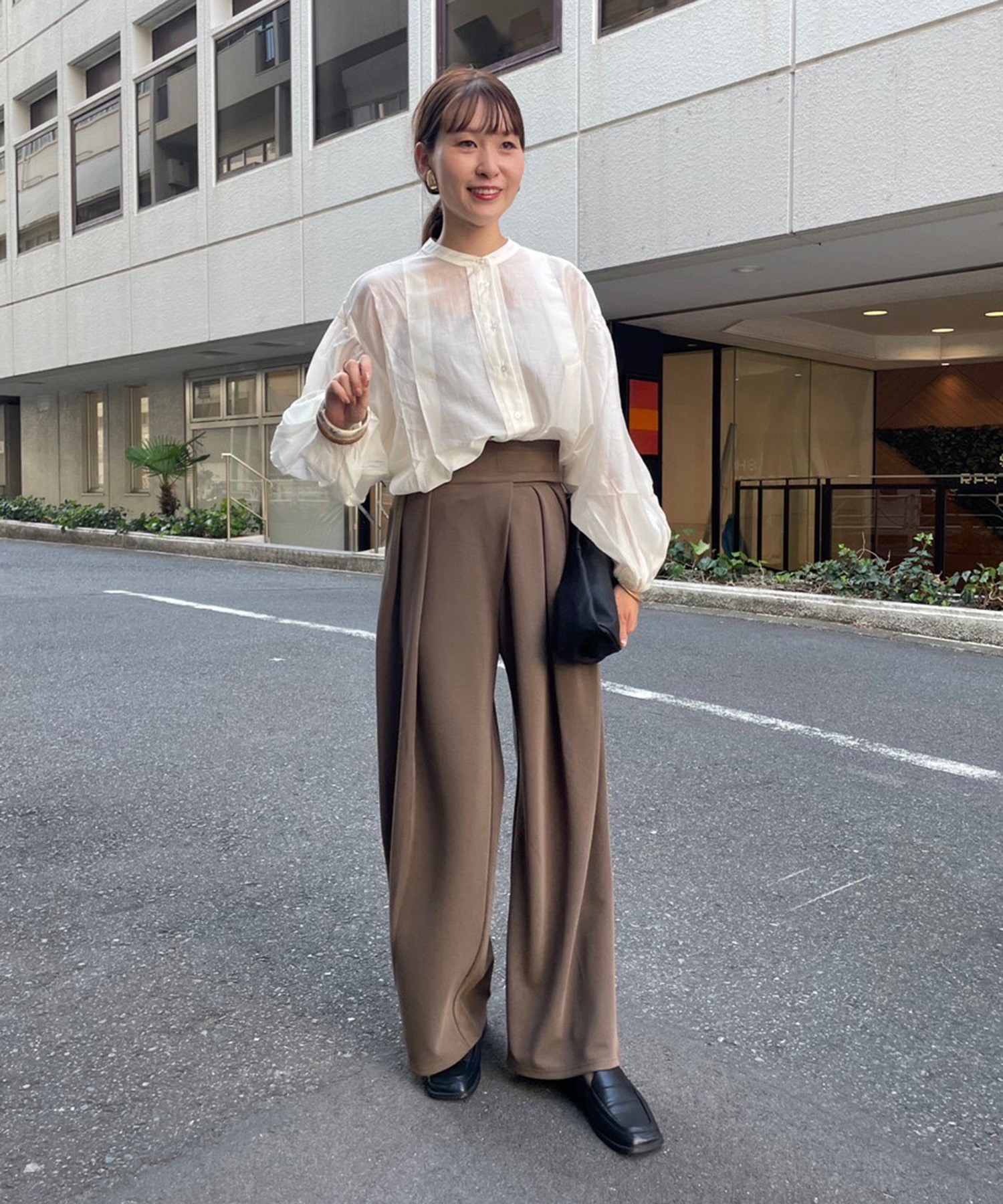 【alice + olivia】アテナ クリーン ワイドレッグパンツ 29620405_58673436_600.jpg