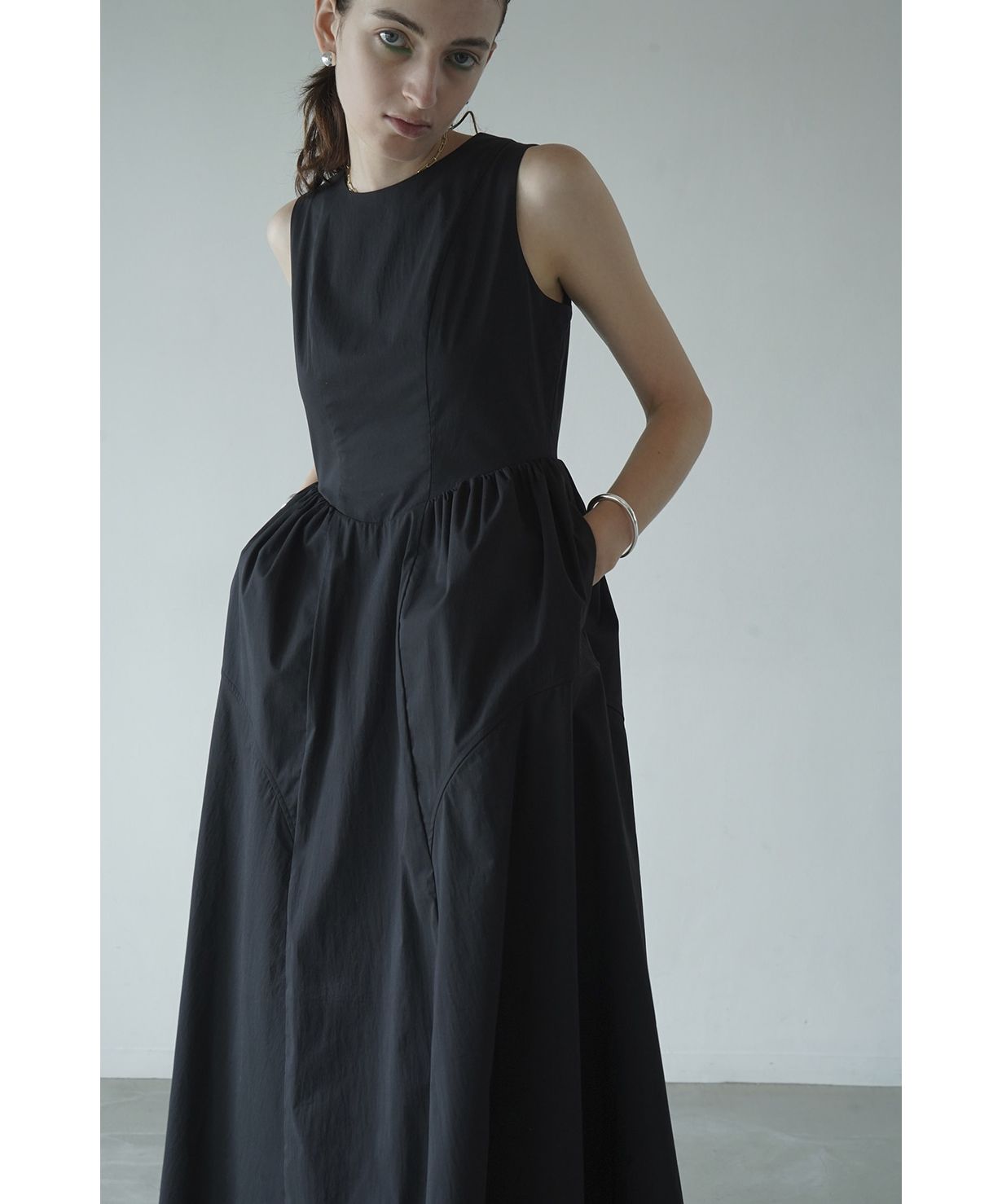 セール】CORSET LINE ARCH FLARE ONEPIECE(505478591) | クラネ セール】CORSET LINE ARCH FLARE ONEPIECE(505478591) | クラネ