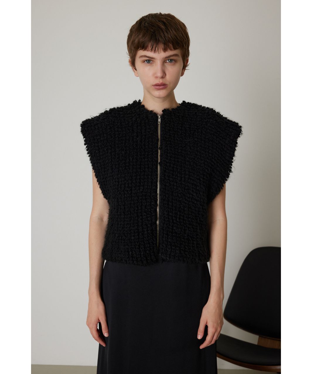 Wide shoulder zip vest(505493228) | リムアーク(RIM.ARK) - d