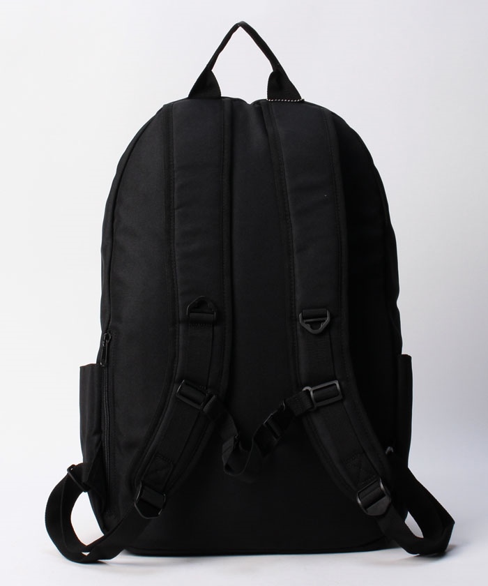 What it isNt) BOXロゴ2Pリュック 19L(505490815) | ゴースロー