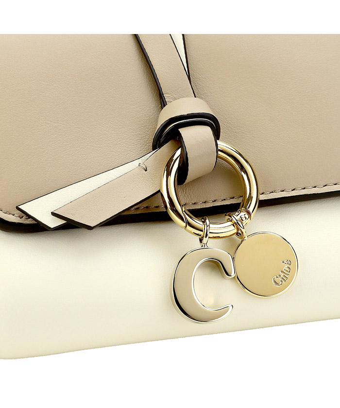 セール 10%OFF】クロエ Chloe Chloe クロエ 3つ折り財布 セール 10%OFF】クロエ Chloe Chloe クロエ 3つ折り財布