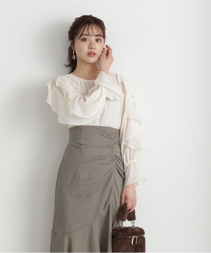 セール 50%OFF】ラッフルシアーブラウス(505490347 セール 50%OFF】ラッフルシアーブラウス(505490347