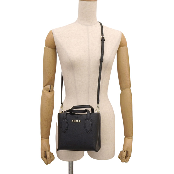 国内発送【FURLA】フルラ ERA エラ レザー トートバッグ Mサイズ FURLA フルラ ERA M TOTE エラ トート バッグ Mサイズ[品番