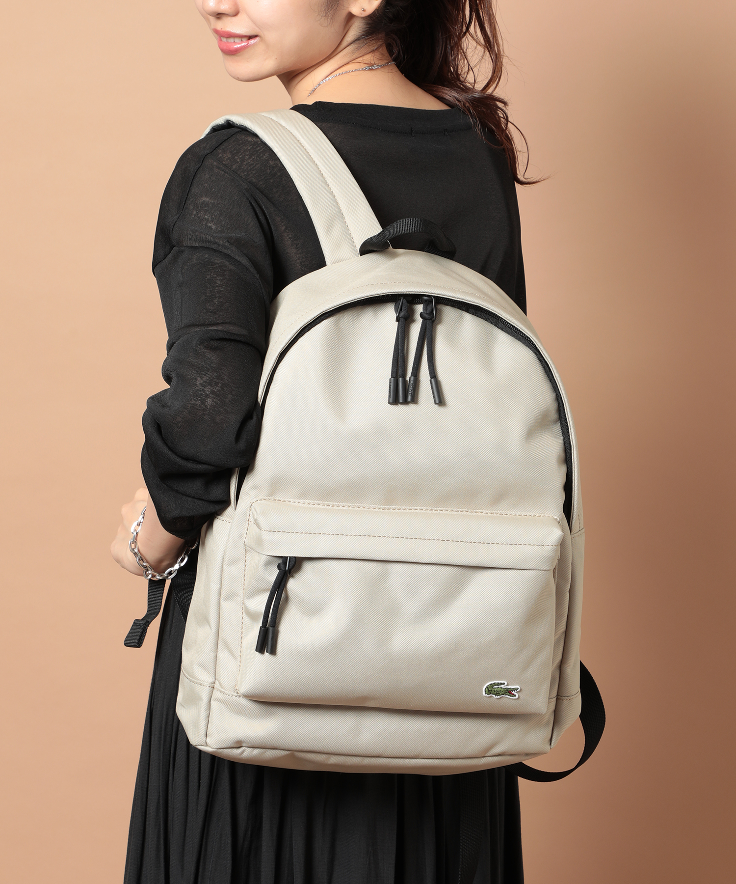 ラコステ LACOSTE PC収納可能◎【LACOSTE / ラコステ