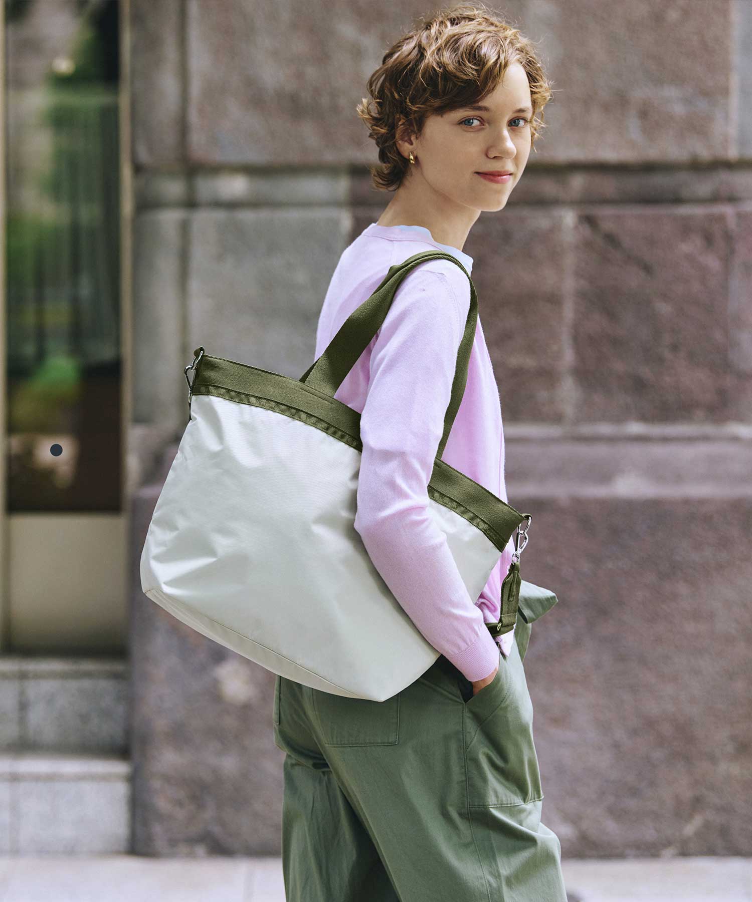 LG BUCKET TOTEシルバーバーチ/オリーブ(505470643) | LeSportsac