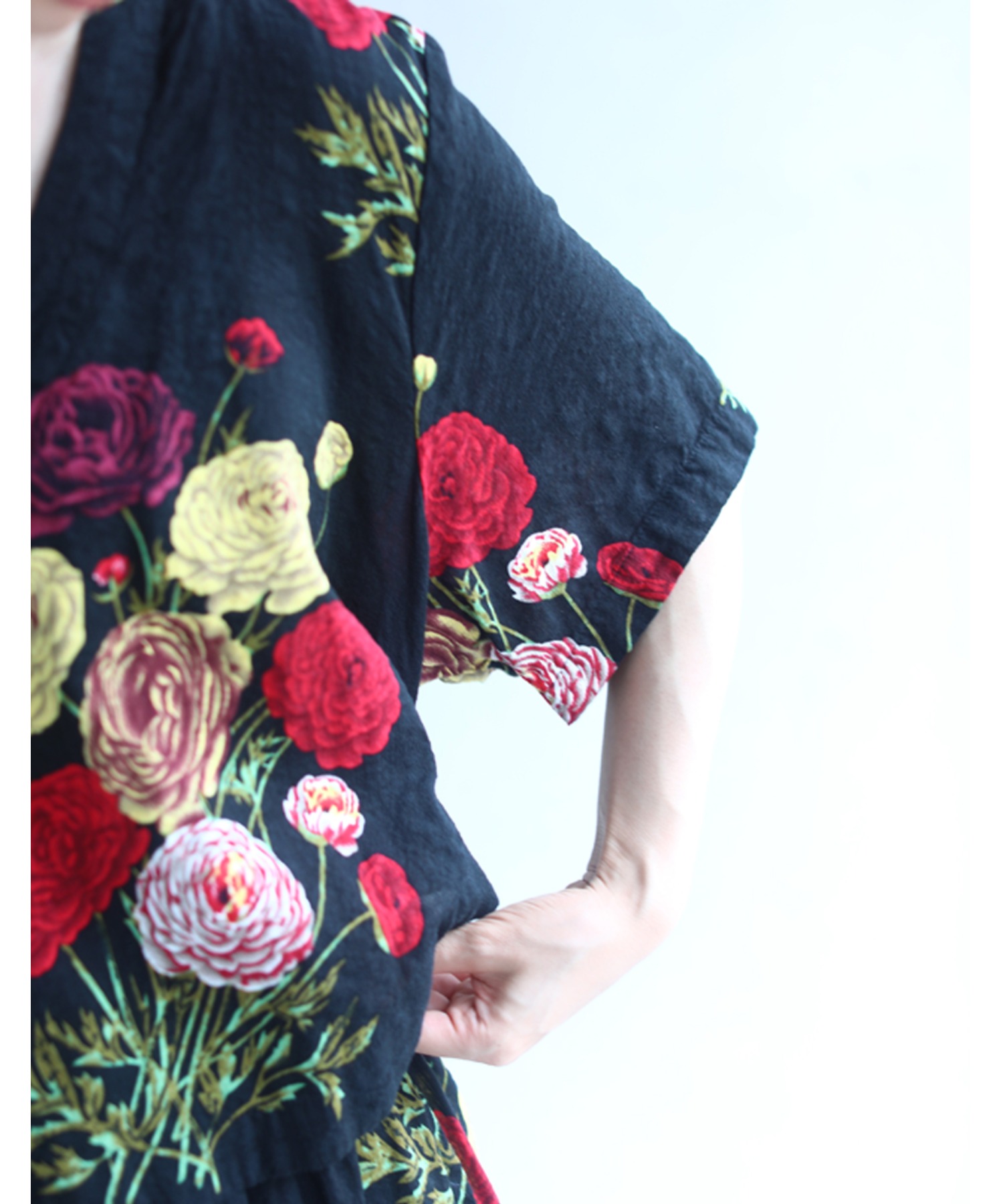セール】カワイイ CAWAII 花のカシュクール風ワンピース
