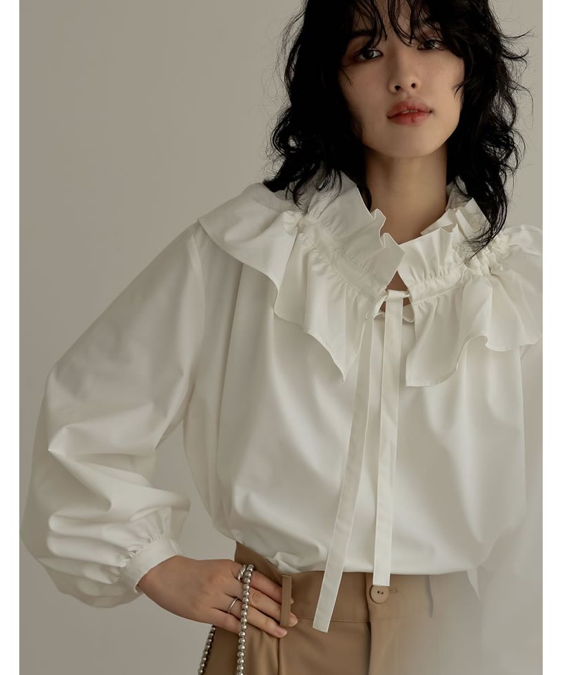新品タグ付き verofonna アキロンコラボ ギャザーフリル ブラウス Re.Verofonna(ヴェロフォンナ)公式通販｜アキロンコラボギャザー