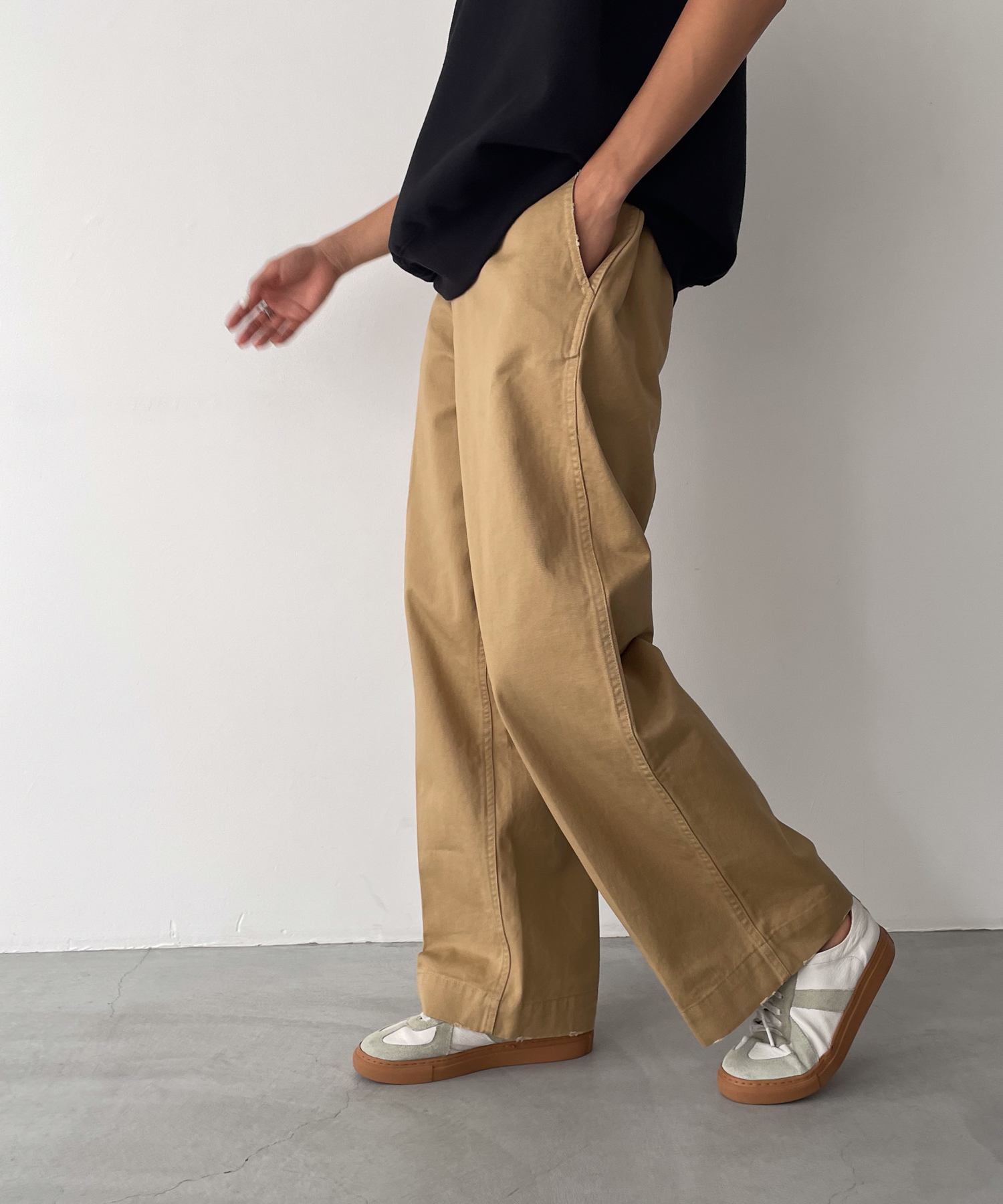 [新品未使用]RCW BLUE LABEL カーゴパンツ　カーキ RCW BLUE LABEL カーゴパンツカーキ