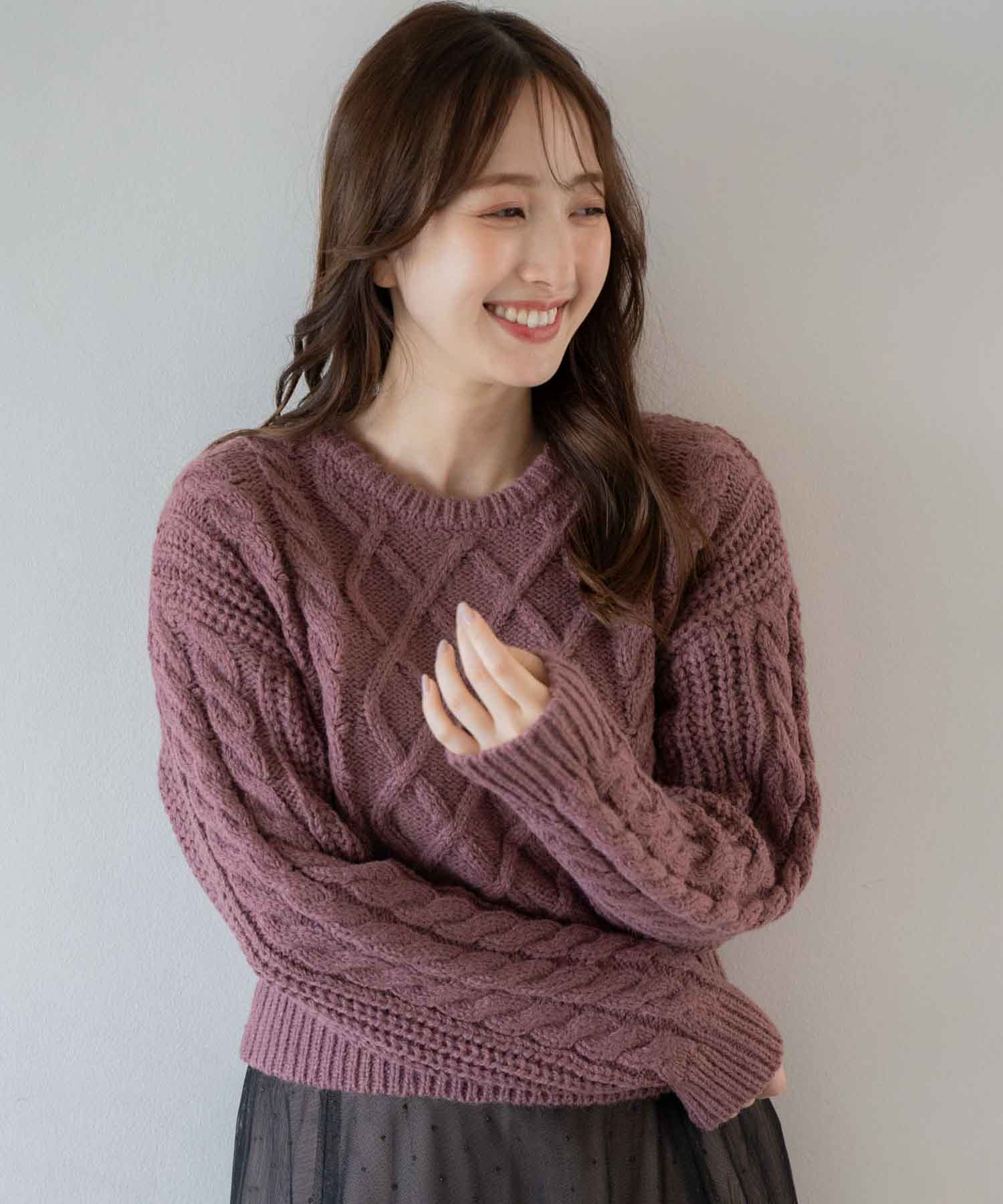 セール 60%OFF】ノエラ Noela ショート丈ケーブルニット