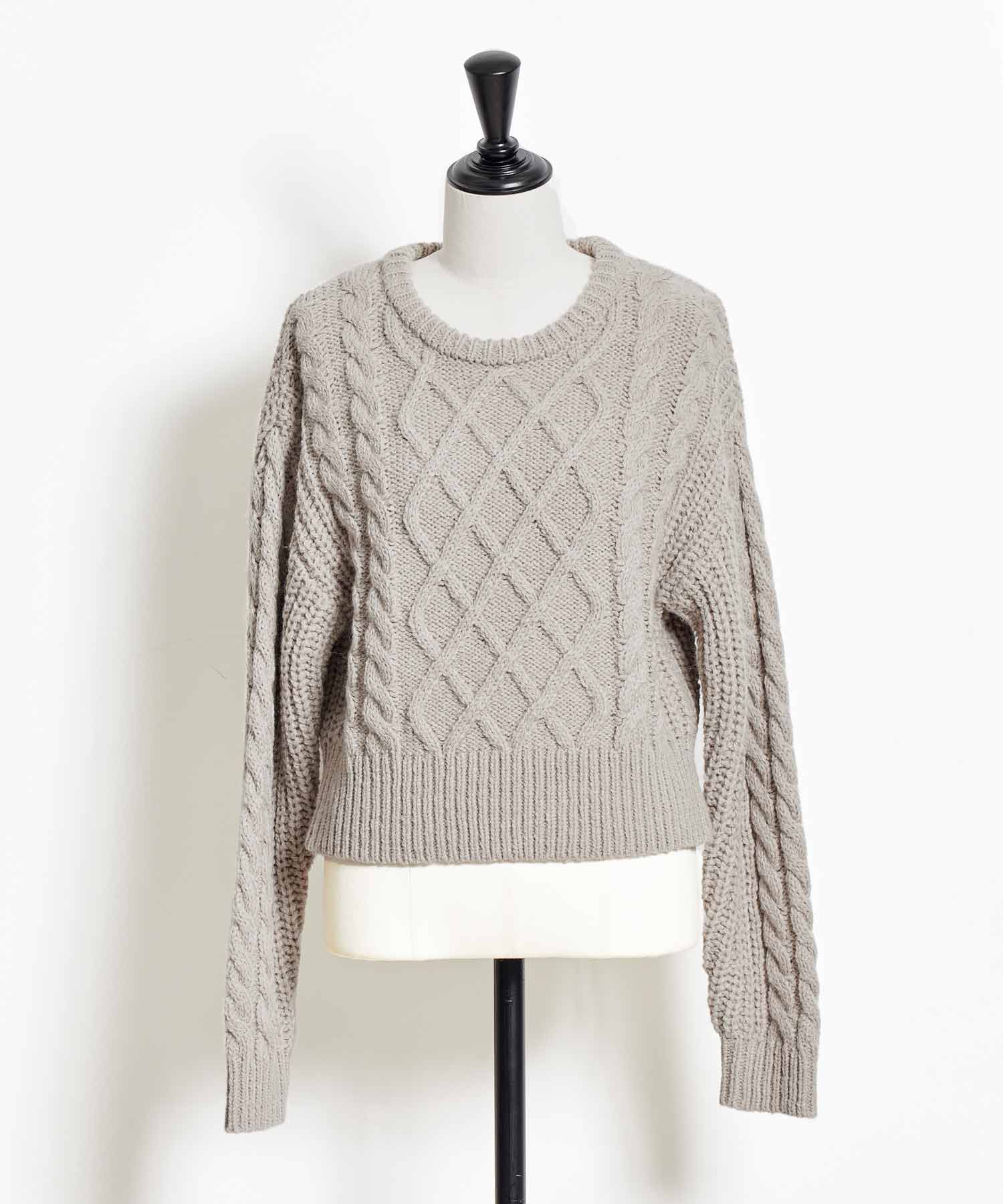 Noela - ノエラ ケーブルニット セール 60%OFF】ノエラ Noela ショート丈ケーブルニット