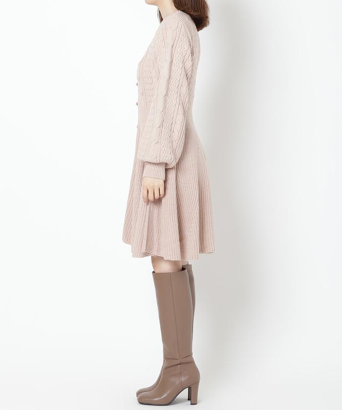 セール 30%OFF】ケーブルフロントボタンニットワンピース