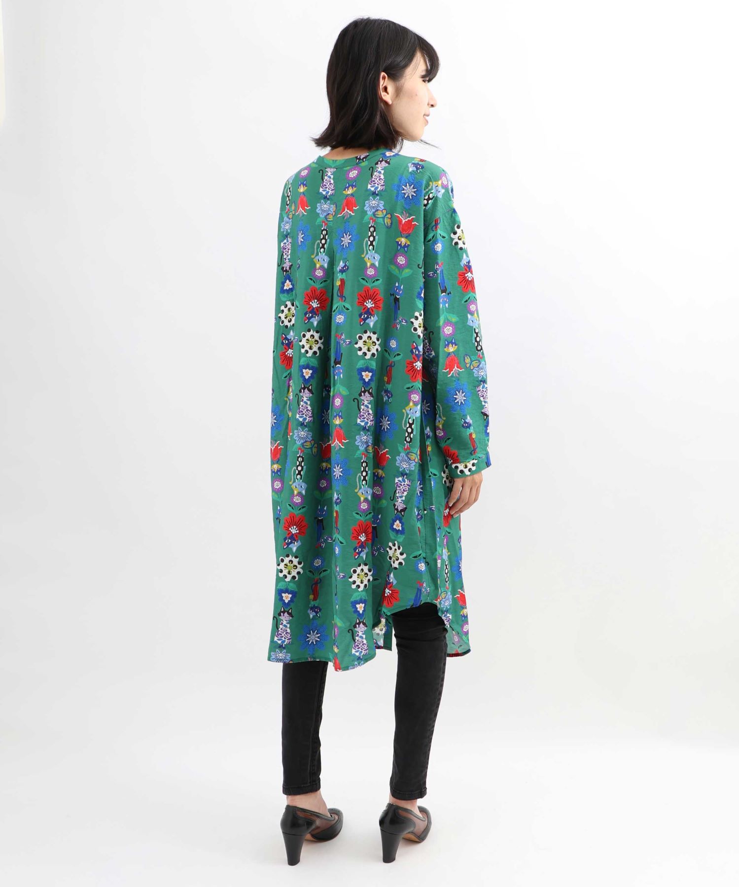 トゥルーカラーズマーケットファシル　綿100 ロングコート　シャツワンピース トゥルーカラーズマーケットファシル 綿100 ロングコート シャツ