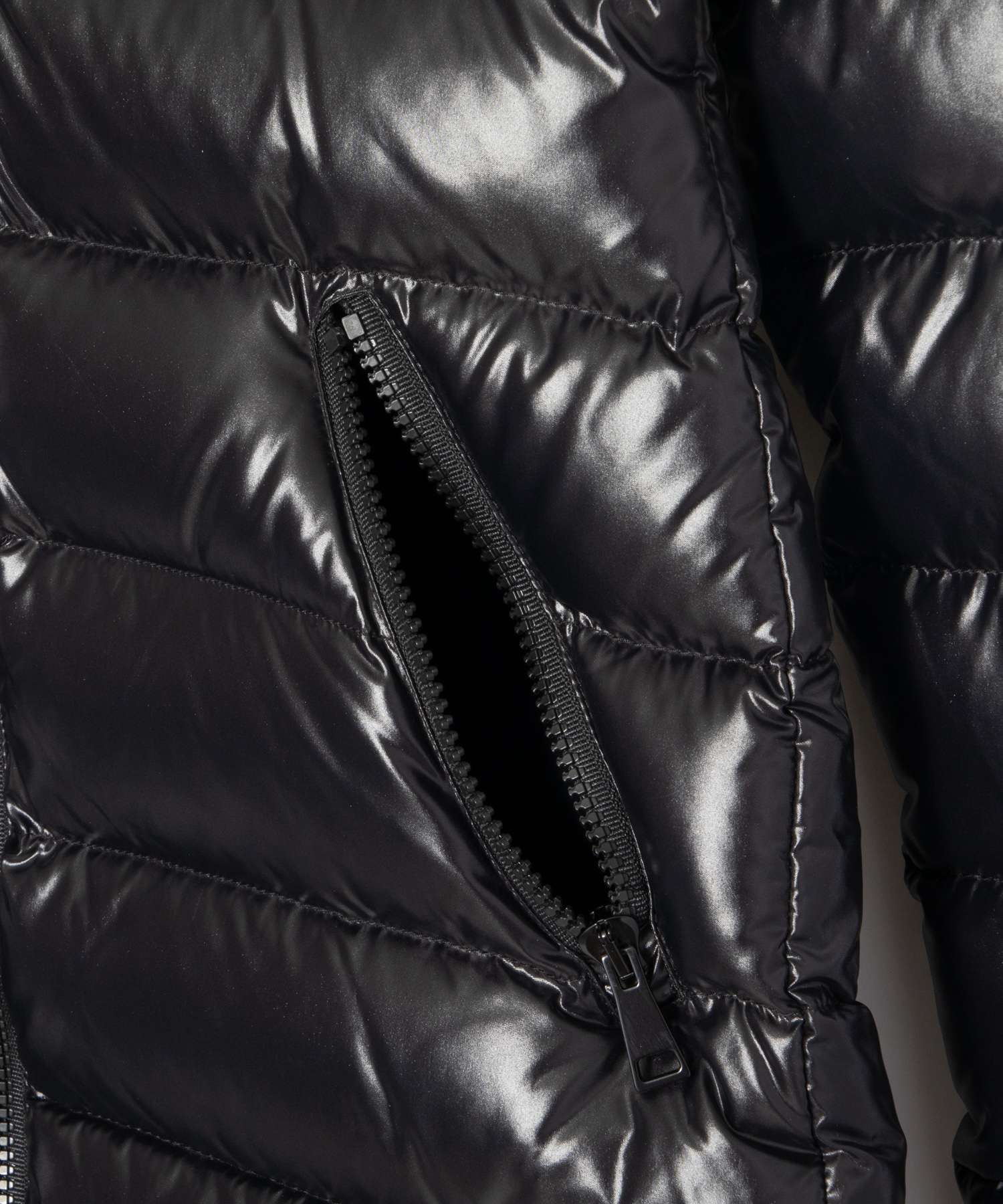 モンクレール MONCLER MOKA GIUBBOTTO 49817-05-68950 ダウン モンクレール MONCLER MOKA GIUBBOTTO 49817-05-68950 ダウン