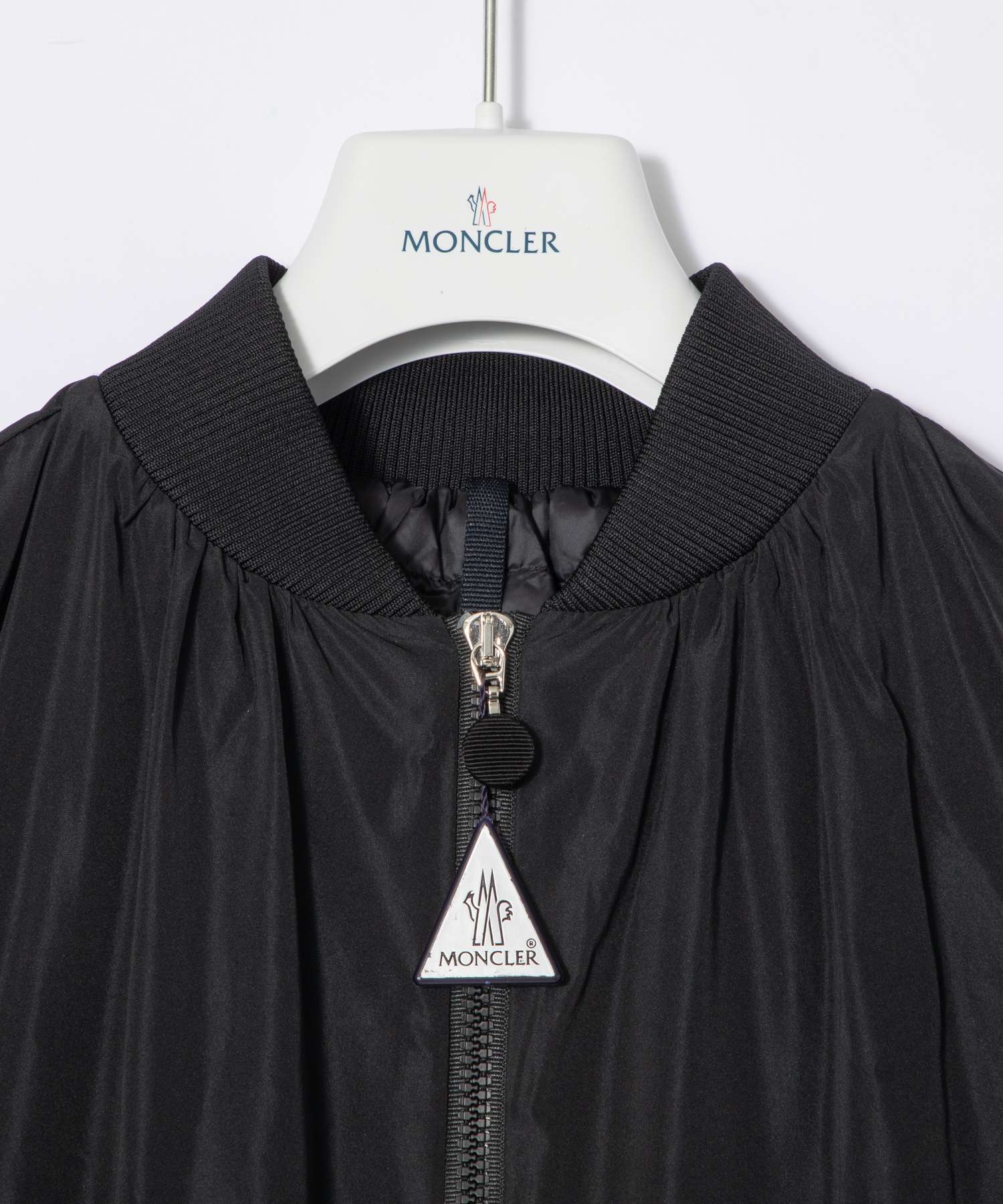 モンクレール MONCLER MIRAC GIUBBOTTO 1A53G 10 54AWA ダウン モンクレール MONCLER MIRAC GIUBBOTTO 1A53G 10 54AWA ダウン