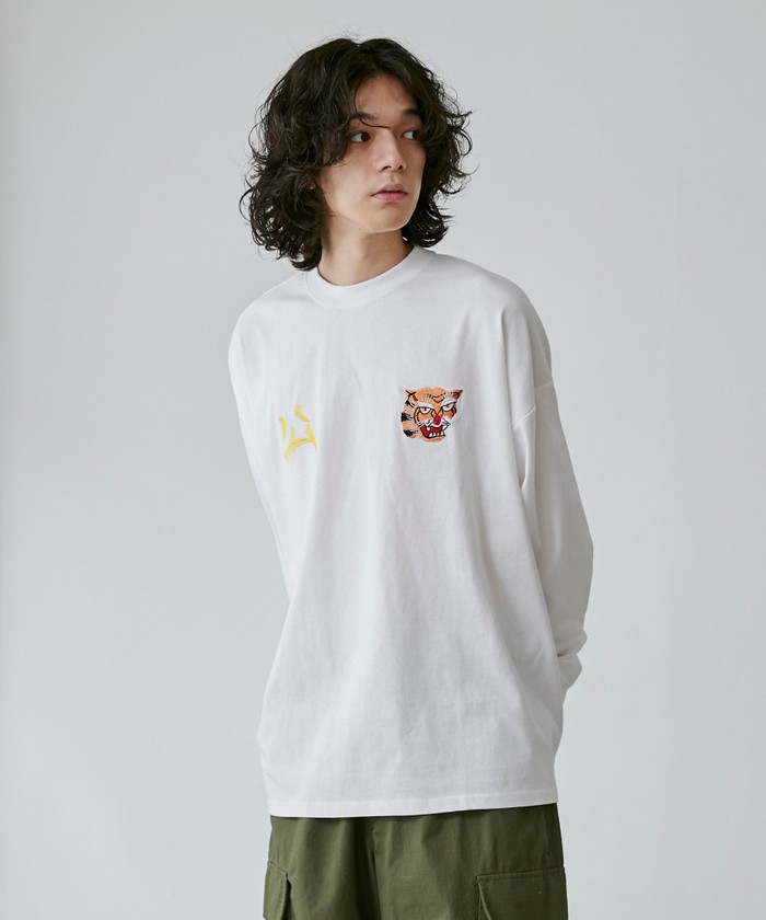 セール】ビッグシルエットスーベニア刺繍天竺ロングスリーブT