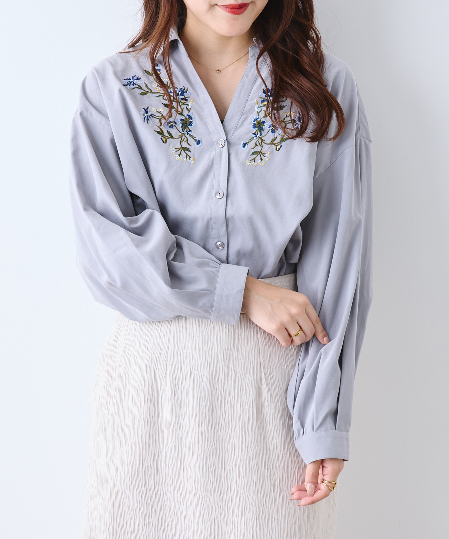 セール】微起毛カルゼ花刺繍ブラウス(505649142) | オリーブデ