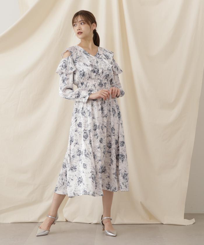 セール 40%OFF】フラワープリントサテンラッフルワンピース セール 40%OFF】フラワープリントサテンラッフルワンピース