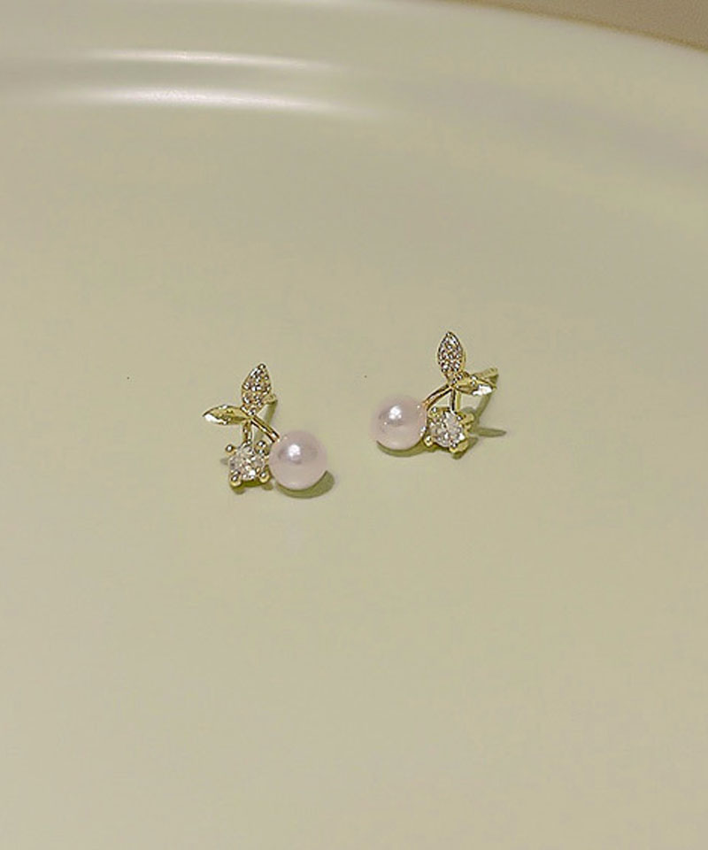 【ALDO】可愛いさくらんぼう Cherryparty ビーズ&ビジューピアス セール】ピアス さくらんぼ 可愛いピアス（ピアス（両耳用