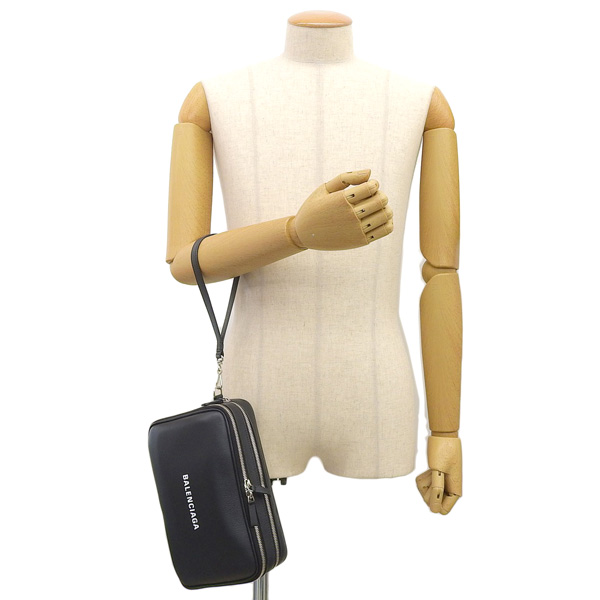 BALENCIAGA バレンシアガ EVERYDAY エブリデイ クラッチ バッグ BALENCIAGA バレンシアガ EVERYDAY エブリデイ クラッチ バッグ